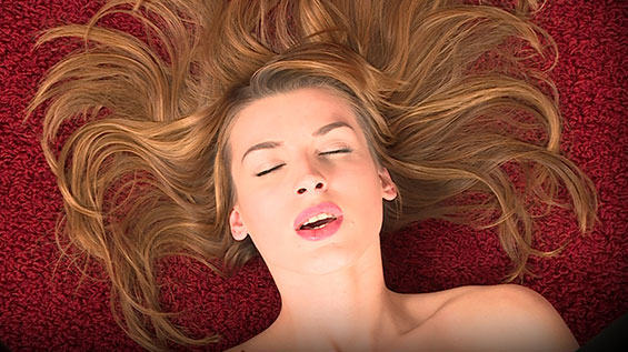 Cumming Soon Victoria Daniels
